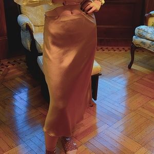 Silky dusty rose pink S midi skirt
